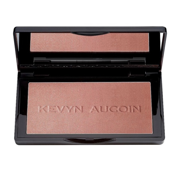Kevin Aucoin Other - Kevin Aucoin Dusk medium Bronzer